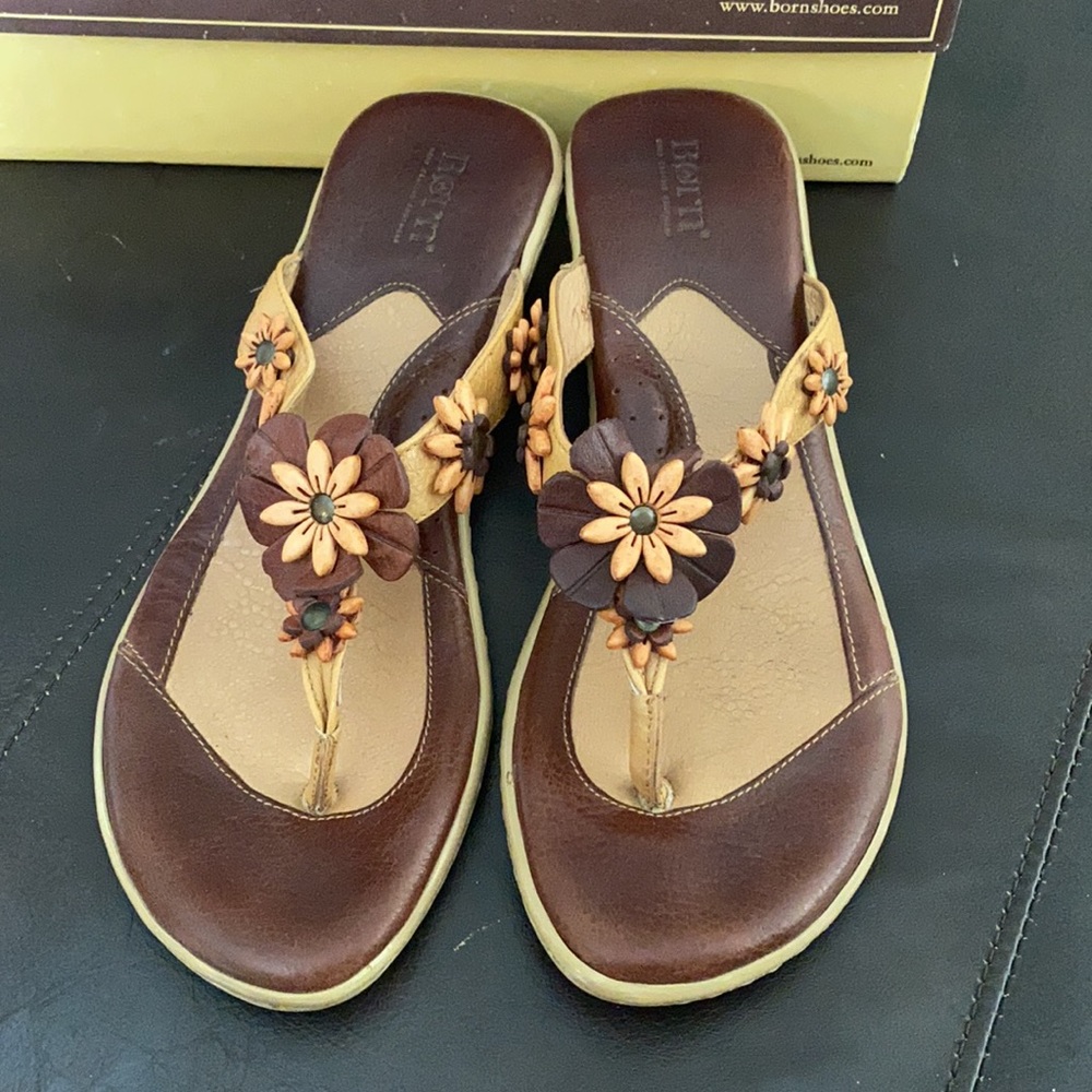 Born Leather Sandals - Picture 2 of 8